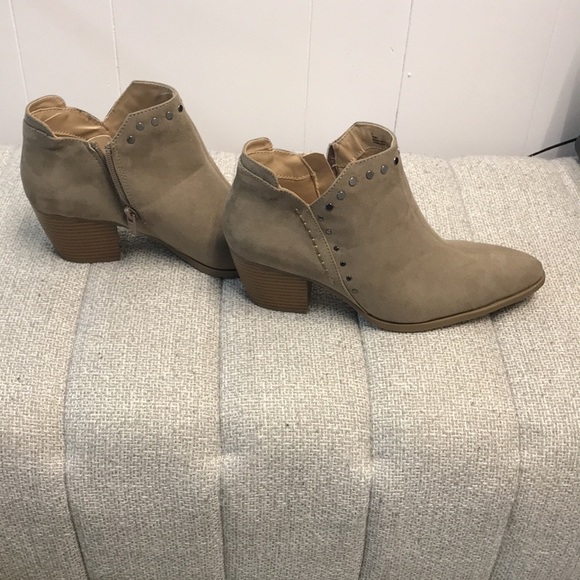 Lexi & Abbie - booties - o - Picture 6 of 8